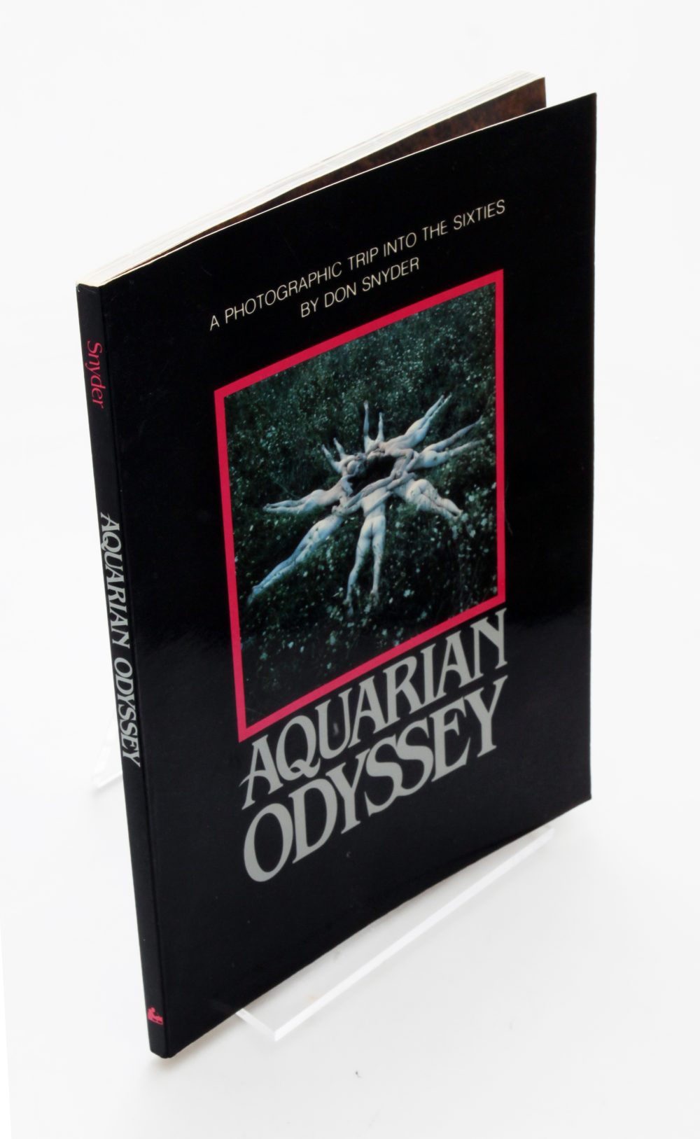 Aquarian Odyssey: A photographic trip into the sixties